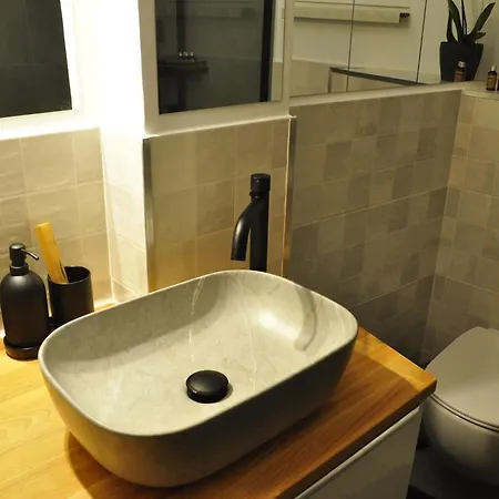 Cotroceni Apartment *